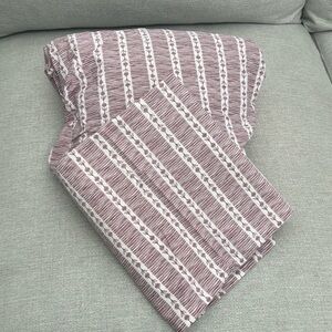 Anthrology twin size mauve floral color fitted sheet and pillow cover set